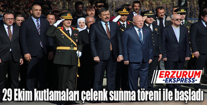 29 Ekim kutlamaları çelenk sunma töreni ile başladı