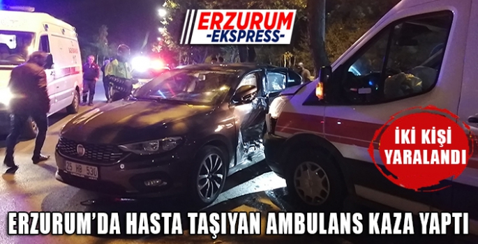 Ambulans U dönüşü yapan araca çarptı, kaza sonucu 2 kişi yaralandı