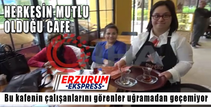 Bu kafenin çalışanlarını görenler uğramadan geçemiyor