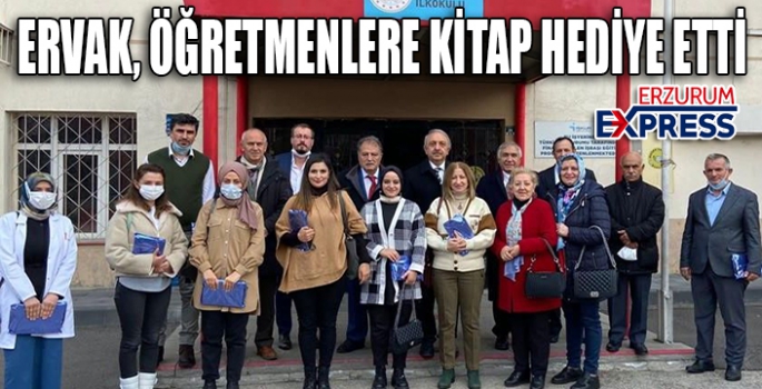 ERVAK, ÖĞRETMENLERE KİTAP HEDİYE ETTİ