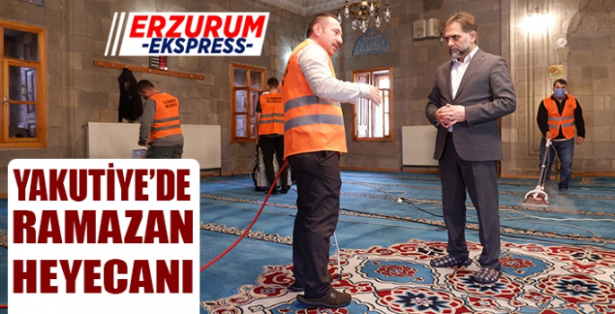  Erzurum'da camilerde Ramazan temizliği