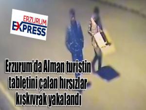 Alman turistin tabletini çalan hırsızlar kıskıvrak yakalandı...