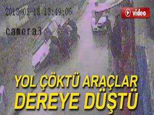 Araçlar çöken yoldan dereye düştü