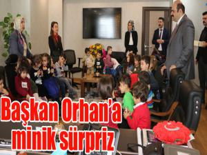 Başkan Orhana minik sürpriz