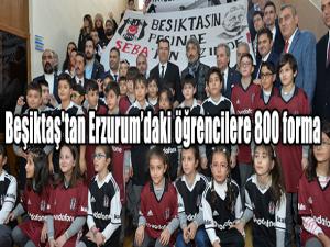 Beşiktaş'tan Erzurumdaki öğrencilere 800 forma