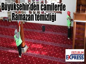 Büyükşehirden camilere Ramazan temizliği 