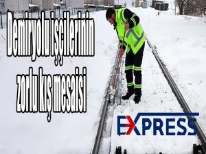 Demiryolu işçilerinin zorlu kış mesaisi 
