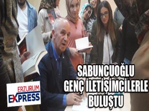 Duayen Gazeteci genç iletişimcilerle buluştu