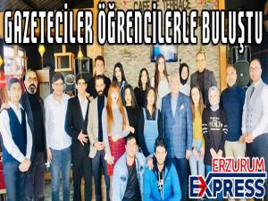 Gazeteciler öğrencilerle buluştu