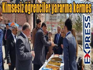 Kimsesiz öğrenciler yararına kermes 