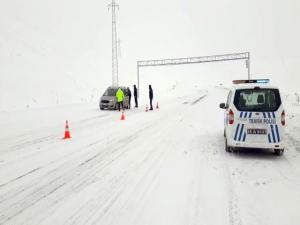 Tekman İlçe Emniyet Müdürlüğü yol güvenliğini artırdı