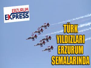 Türk Yıldızları'nın ve Solo Türkün prova uçuşları nefes kesti 