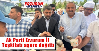 Ak Parti Erzurum İl Teşkilatı aşure dağıttı