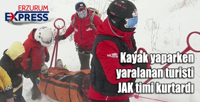 Kayak yaparken yaralanan İranlı turisti JAK timi kurtardı