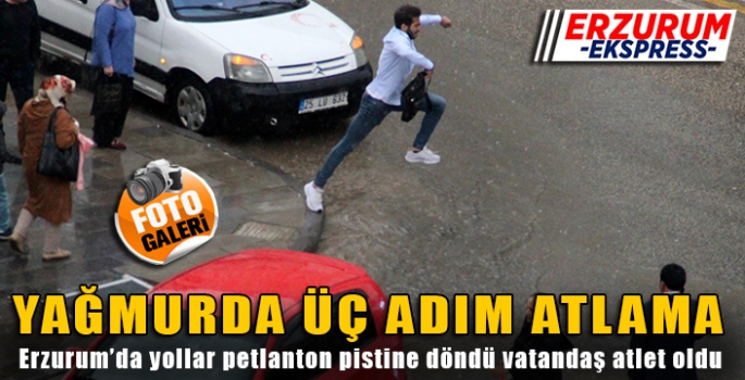 Yağmurda üç adım atlama 