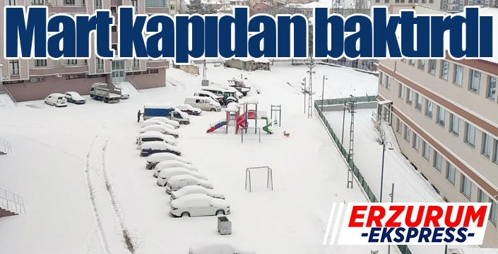 Mart kapıdan baktırdı