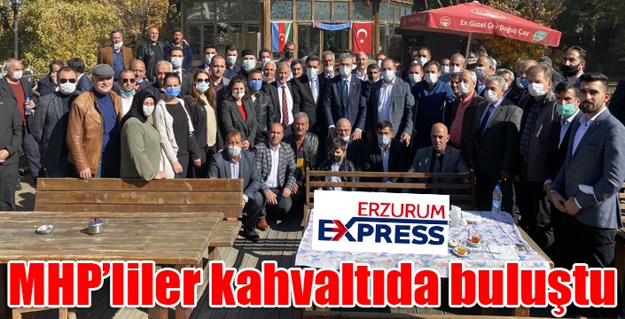 MHP İl ve ilçe yönetimleri kahvaltıda bir araya geldi