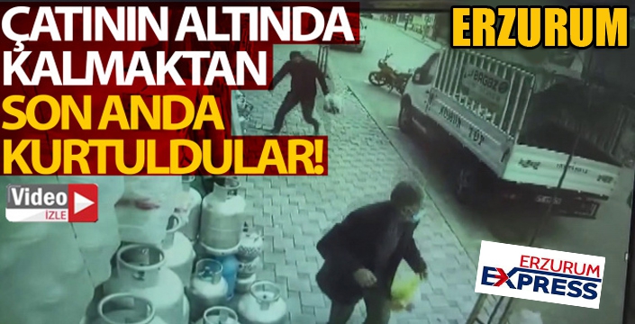 Rüzgarın uçurduğu çatının altında kalmaktan son anda kurtuldular